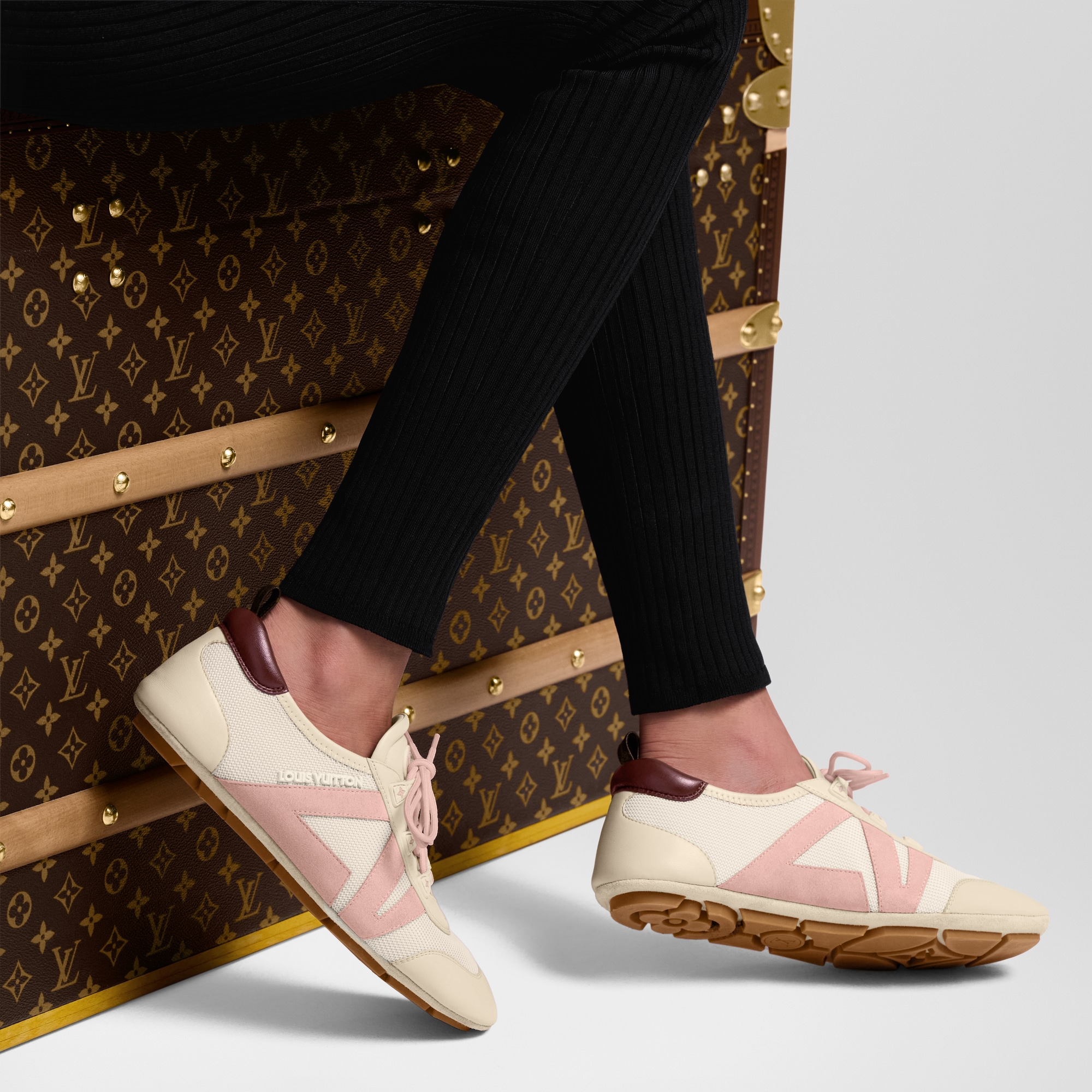 Giày LV Sneakerina  in Đồ Nữ