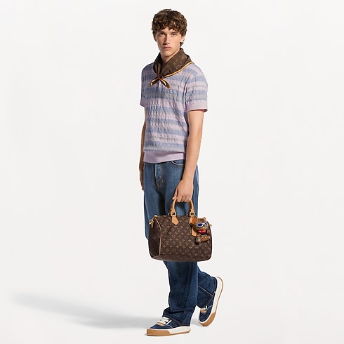 Giày Thể Thao LV Tilted in Đồ Nam's Giày Giày thể thao collections by Louis Vuitton (Thu phóng sản phẩm)