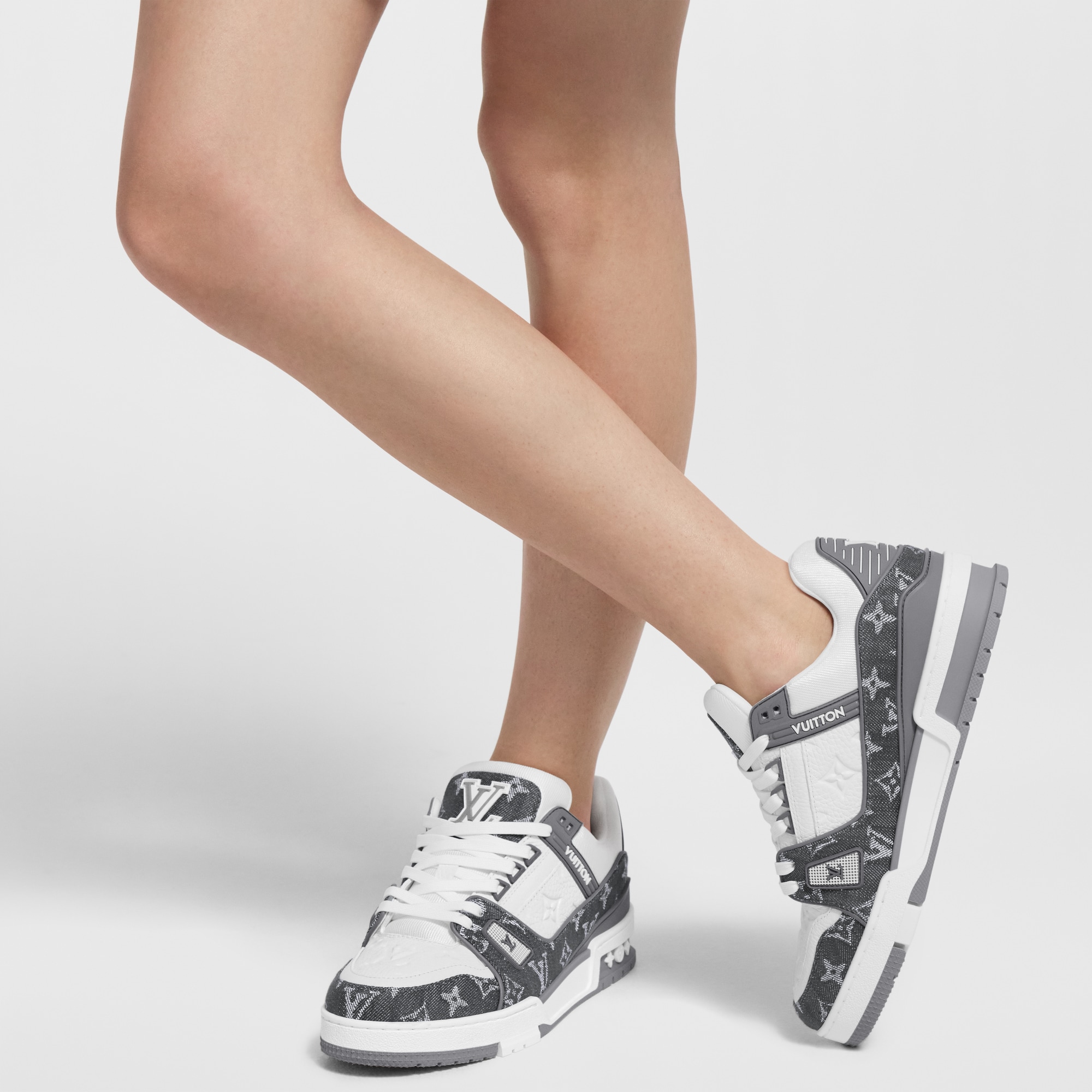 Giày Thể Thao LV Trainer  in Đồ Nữ