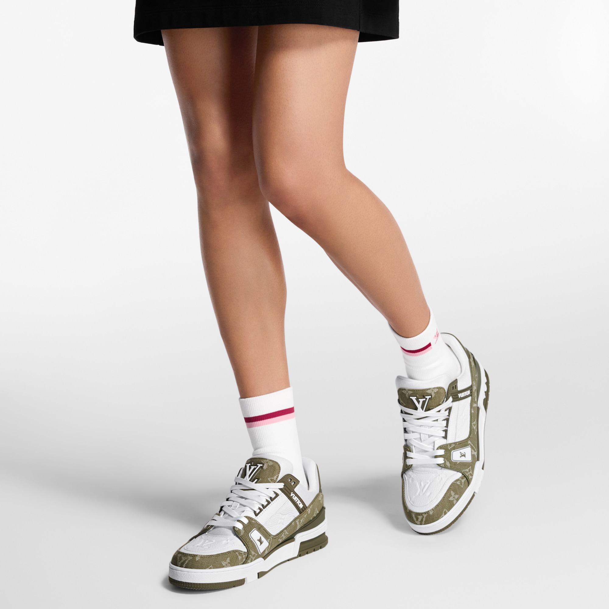 Giày Thể Thao LV Trainer  in Đồ Nữ