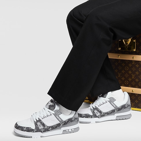 Giày Thể Thao LV Trainer in Đồ Nam's Giày Giày thể thao collections by Louis Vuitton (Thu phóng sản phẩm)