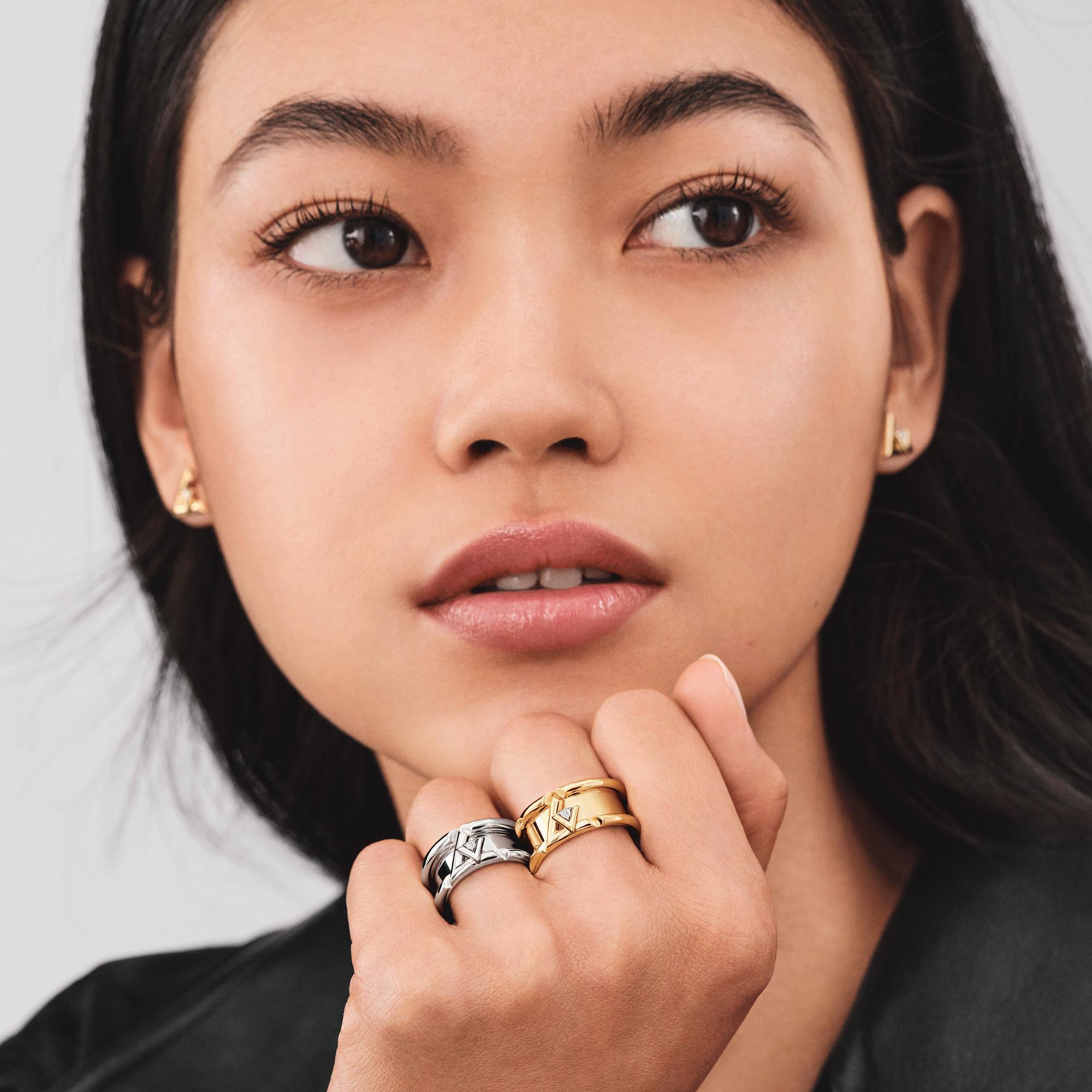 Nhẫn LV Volt One Band  in Trang sức