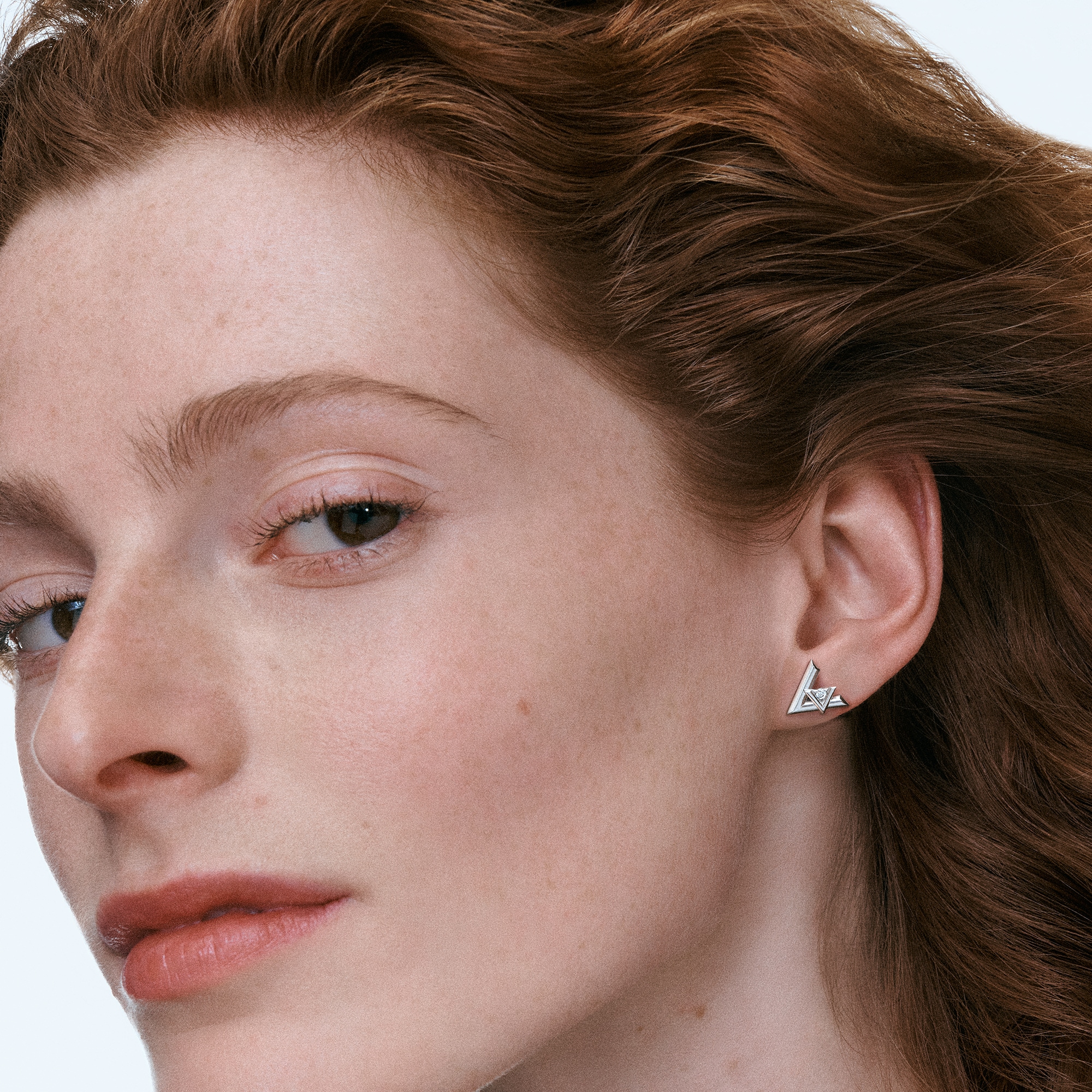 Khuyên Tai LV Volt One - Một Chiếc  in Trang sức