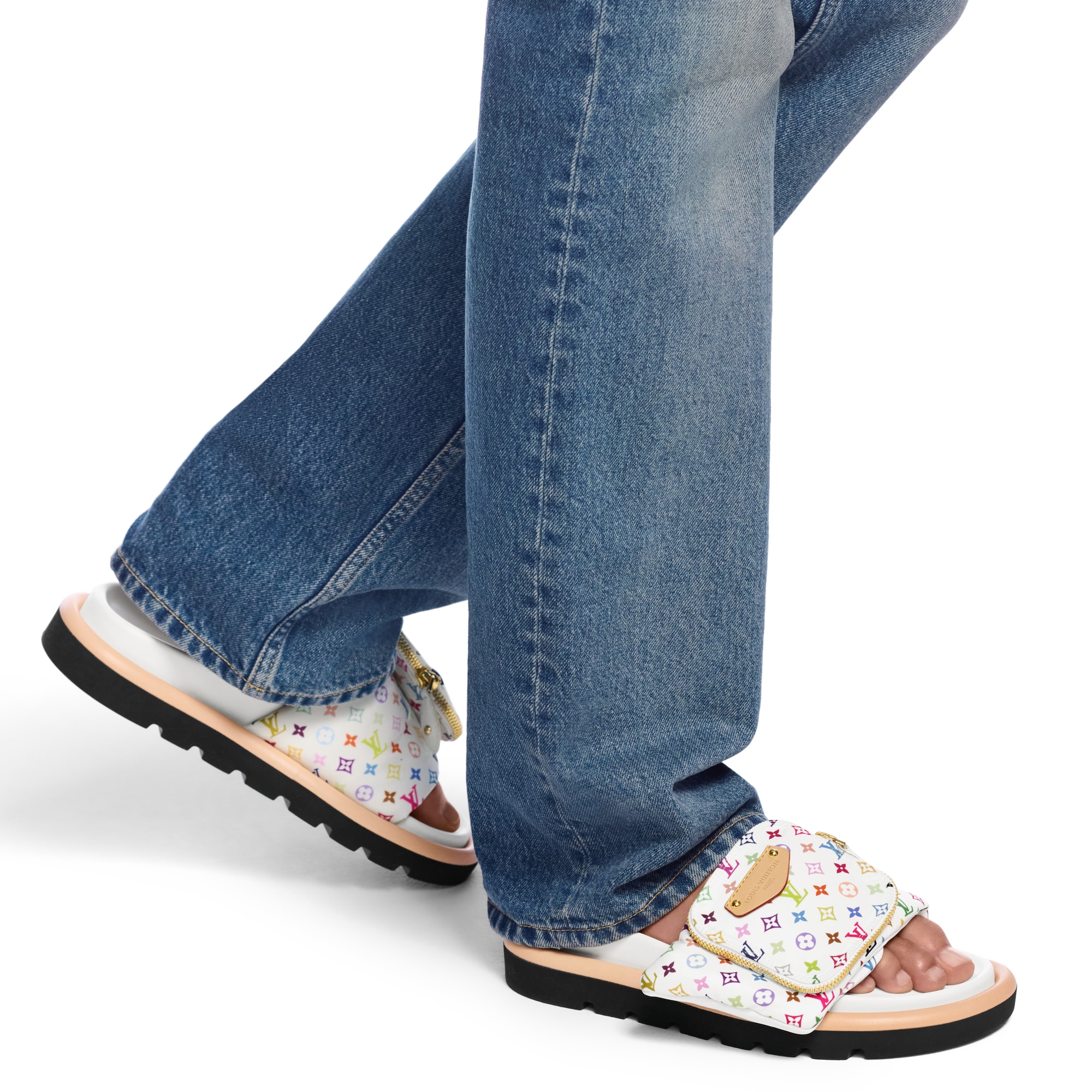 Dép Pool Pillow Flat Comfort Mule LV x TM  in Đồ Nữ