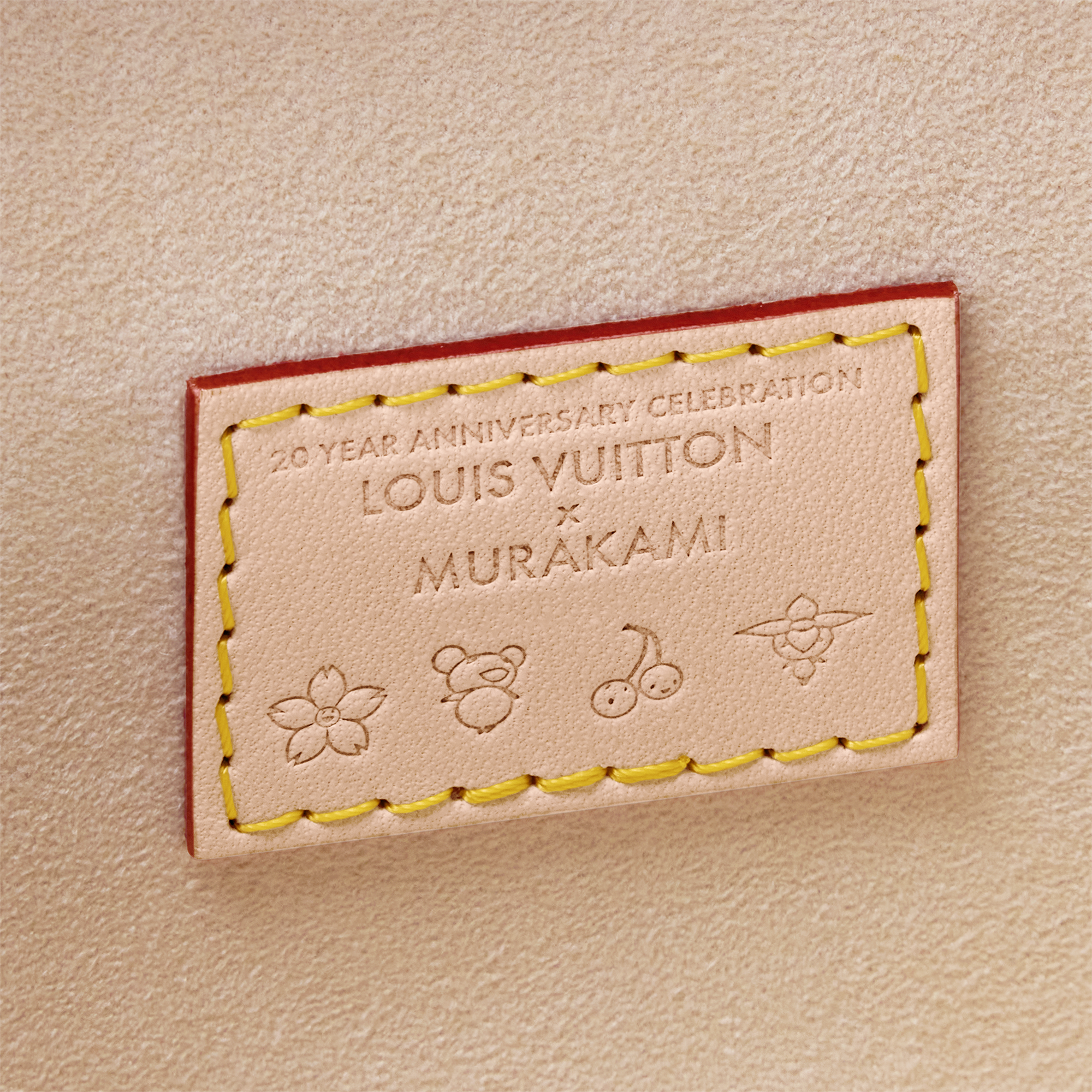 Túi Vanity Chain Pouch LV x TM Các loại Monogram Canvas khác in Đồ Nữ