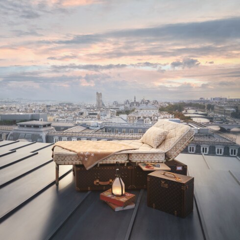 Rương Malle Lit Monogram Monogram in Les Extraordinaires's Rương Rương collections by Louis Vuitton