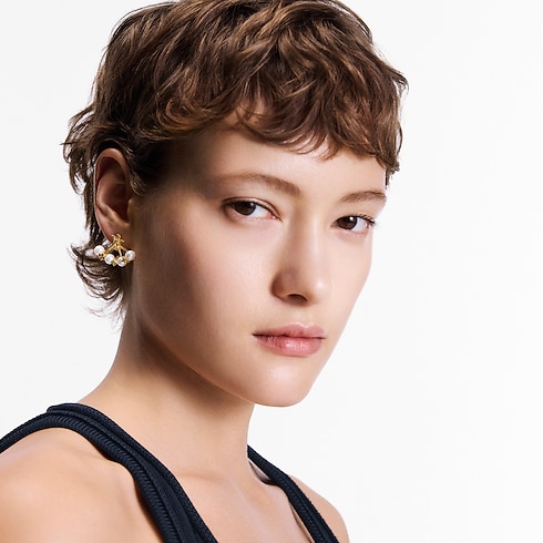 Khuyên Tai Minigram Pearls . in Đồ Nữ's Trang sức thời trang Tất cả Phụ kiện thời trang collections by Louis Vuitton (Thu phóng sản phẩm)
