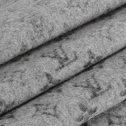 Khăn Quàng Monogram Gradient . in Đồ Nam's Phụ kiện Khăn quàng collections by Louis Vuitton (Thu phóng sản phẩm)