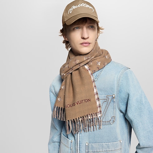 Khăn Quàng Monogram Gradient Tartan . in Đồ Nam's Phụ kiện Khăn quàng collections by Louis Vuitton (Thu phóng sản phẩm)