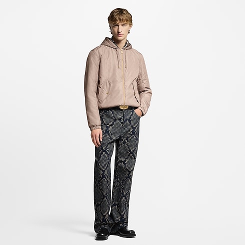 Áo Khoác Gió in Đồ Nam's Trang phục Áo khoác ngoài collections by Louis Vuitton (Thu phóng sản phẩm)