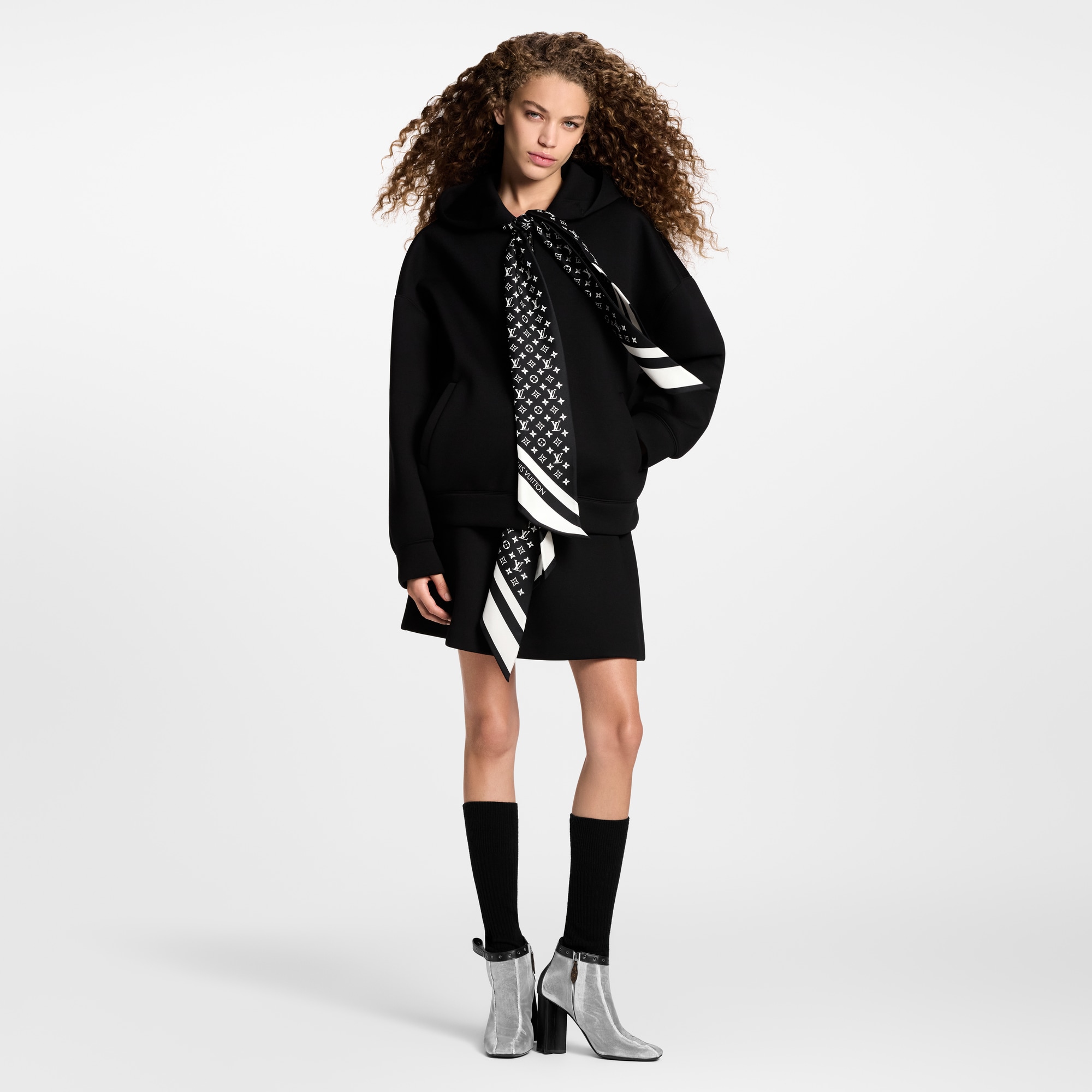 Áo Hoodie  in Đồ Nữ