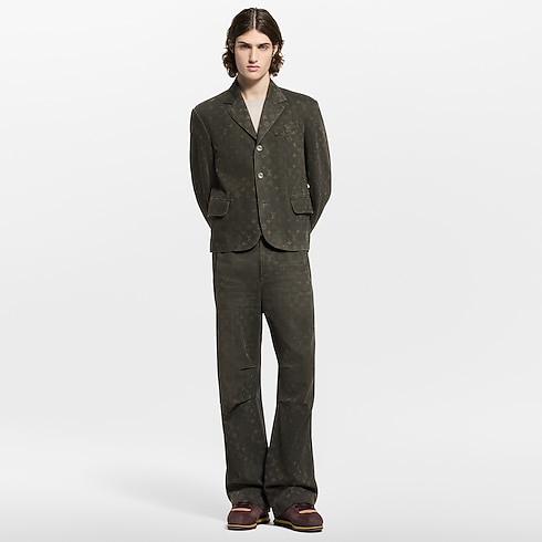 Monogram Waxed Denim Jacket in Đồ Nam's Trang phục Áo khoác ngoài collections by Louis Vuitton (Thu phóng sản phẩm)