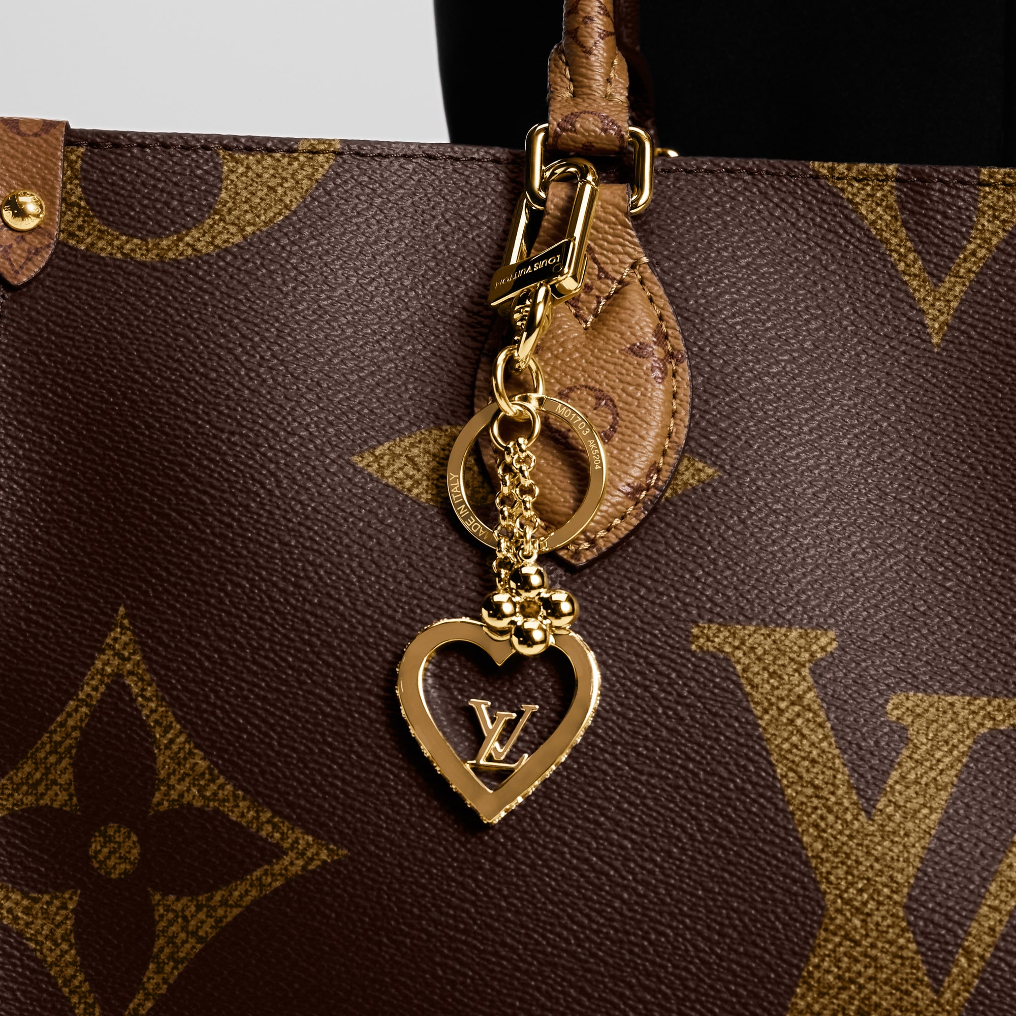 Móc Khóa My LV Love . in Đồ Nữ