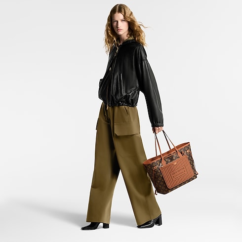 Túi Neverfull Inside Out MM in Túi và Phụ kiện bằng da's Túi xách nữ Túi biểu tượng collections by Louis Vuitton (Thu phóng sản phẩm)