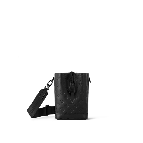 Túi Đeo Chéo Noe Monogram Shadow Leather in Đồ Nam's Túi All Collections collections by Louis Vuitton (Thu phóng sản phẩm)