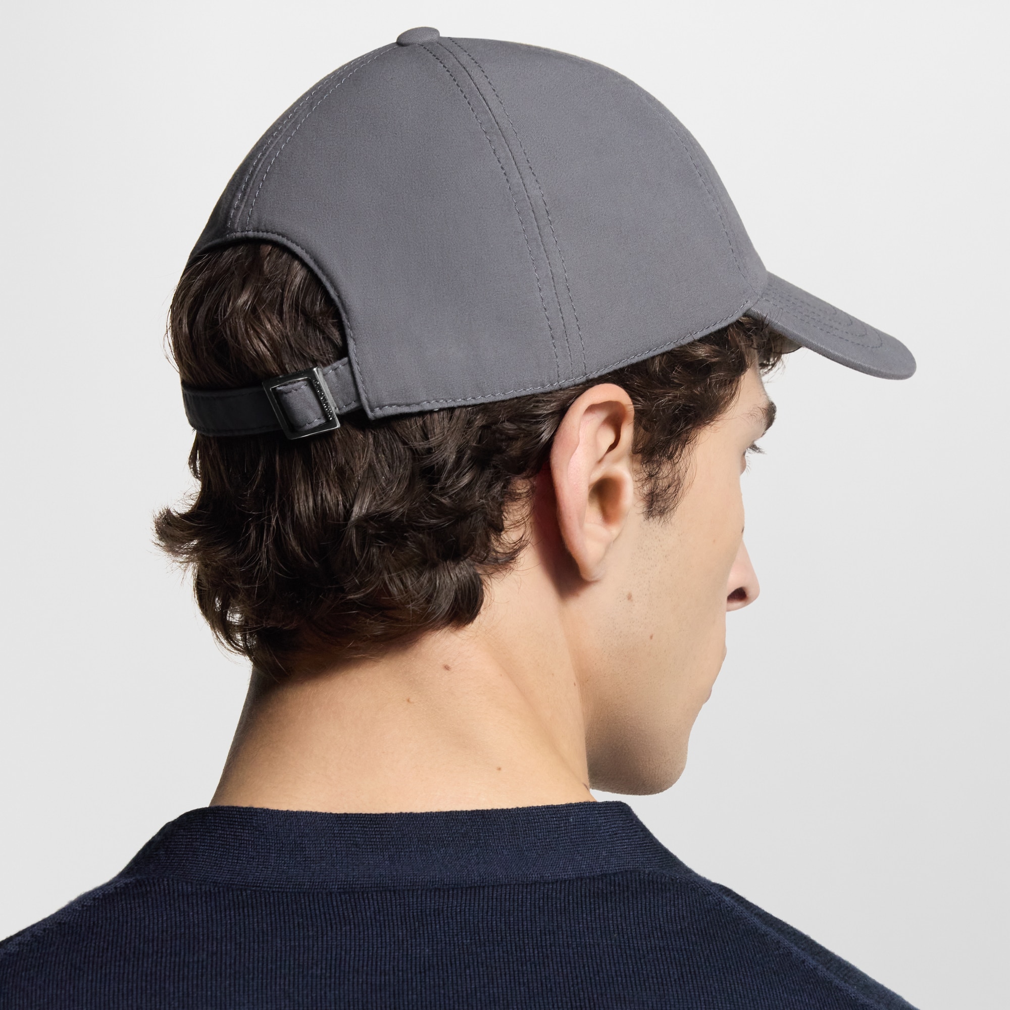 Mũ Lưỡi Trai Only LV . in Đồ Nam