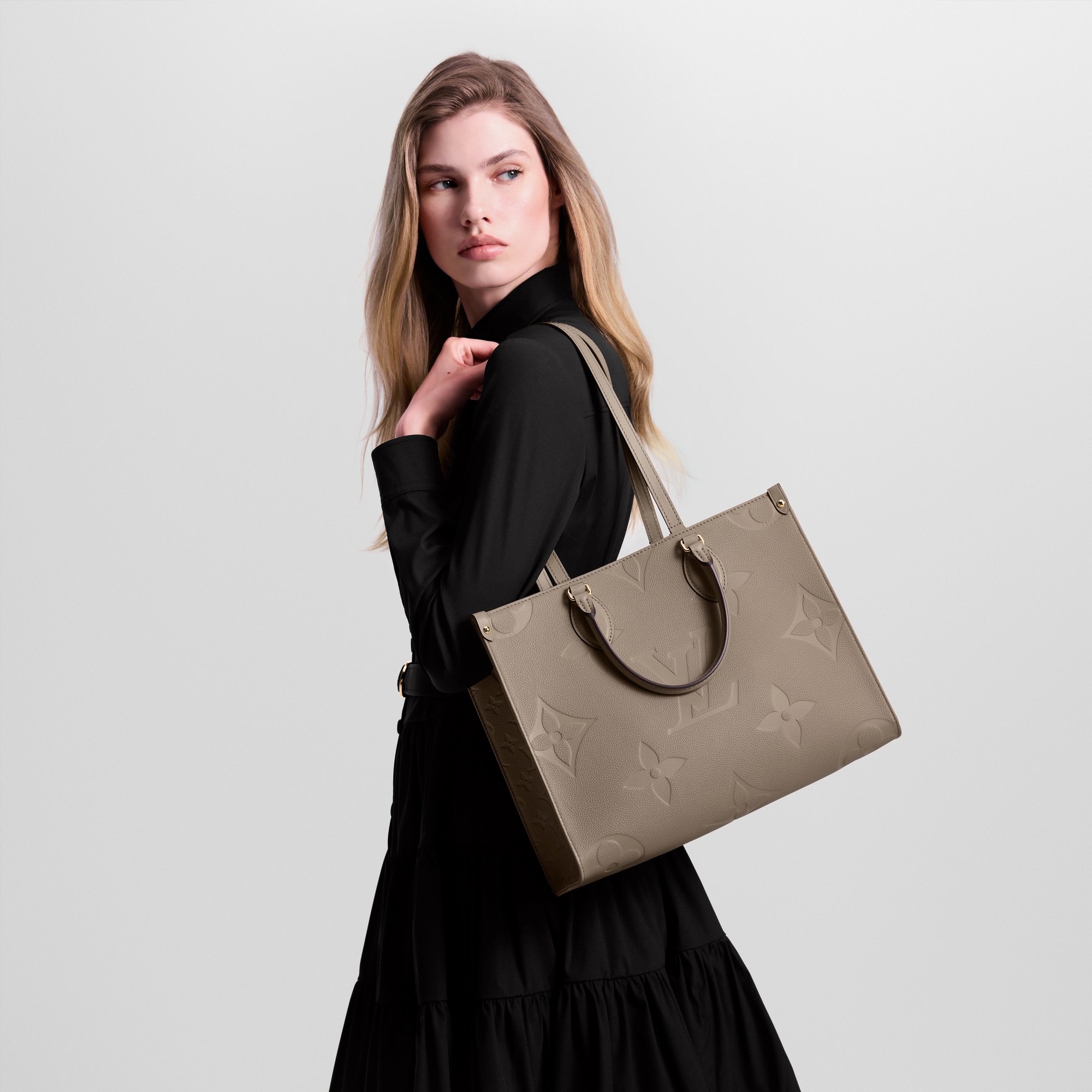 Túi OnTheGo MM Monogram Empreinte in Đồ Nữ