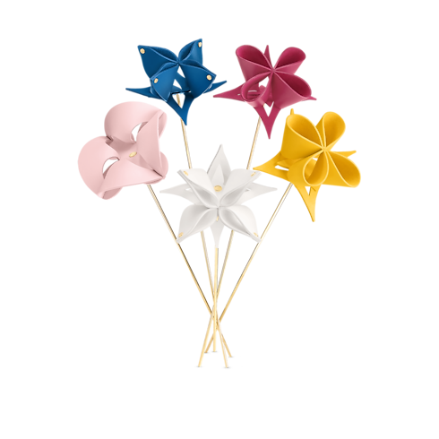 Hoa Origami Flowers - Atelier Oï in Rương, Phụ kiện du lịch và Trang trí nội thất's Trang trí nội thất và Nghệ thuật không gian phòng ăn Đồ trang trí collections by Louis Vuitton (Thu phóng sản phẩm)