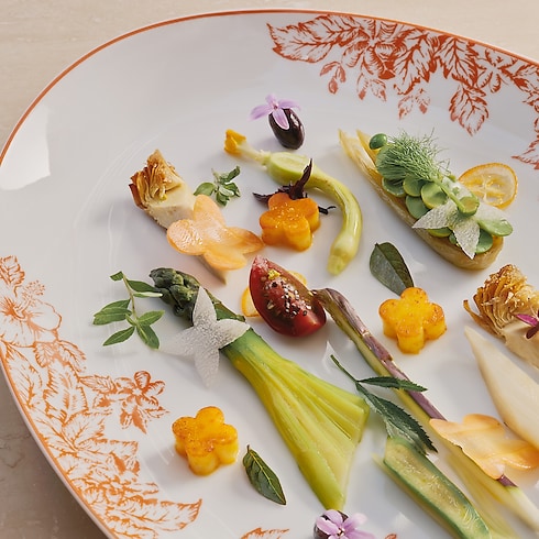 Đĩa Bầu Dục LV By The Pool in Rương, Phụ kiện du lịch và Trang trí nội thất's Trang trí nội thất và Nghệ thuật không gian phòng ăn Nghệ thuật không gian phòng ăn collections by Louis Vuitton (Thu phóng sản phẩm)