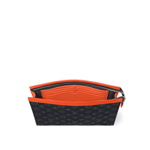 Túi Pochette Voyage MM Monogram Eclipse in Đồ Nam's Túi ví đa năng và Phụ kiện bằng da Túi nhỏ collections by Louis Vuitton (Thu phóng sản phẩm)