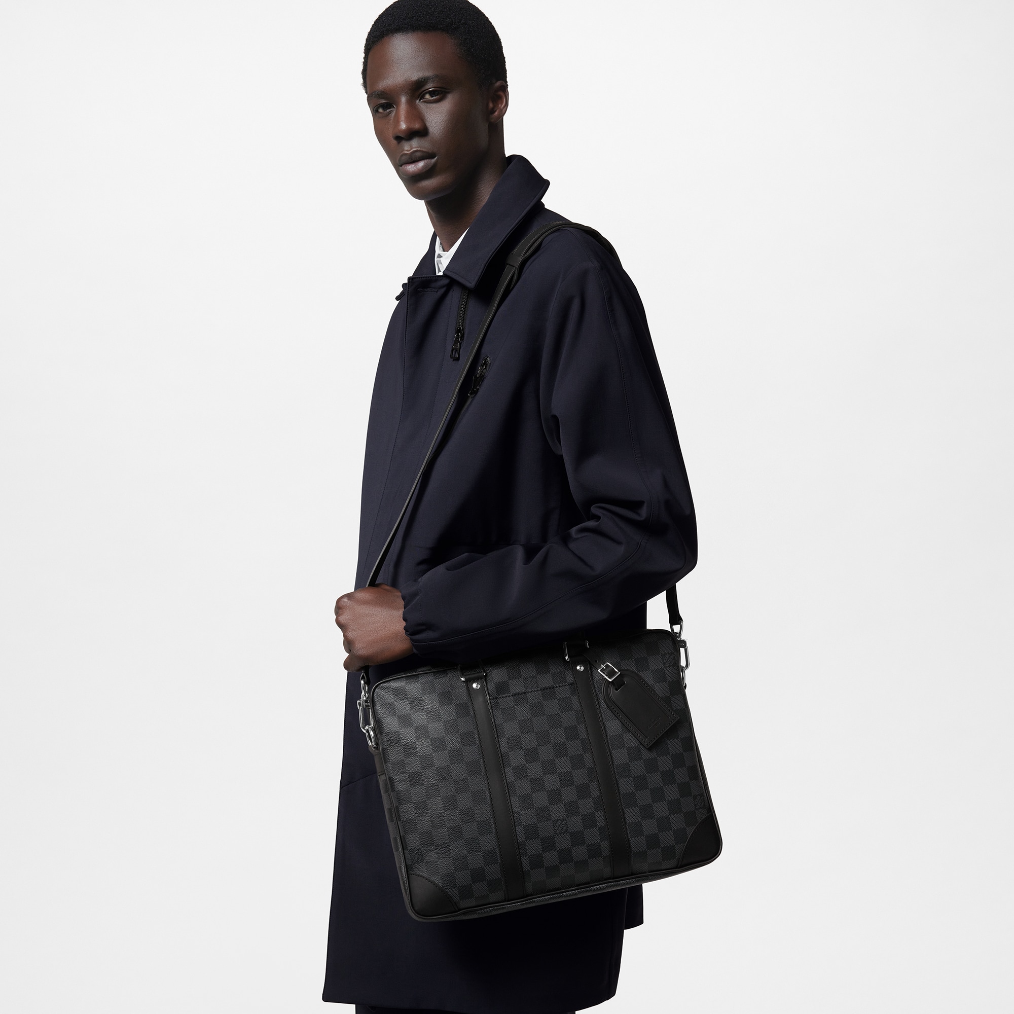 Cặp Xách Tay Porte-Documents Voyage NM Damier Graphite in Đồ Nam