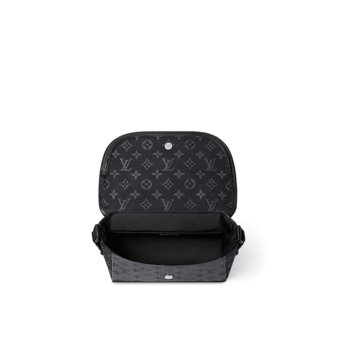 Túi Pulse Messenger Monogram Eclipse in Đồ Nam's Túi Tất cả Túi collections by Louis Vuitton (Thu phóng sản phẩm)