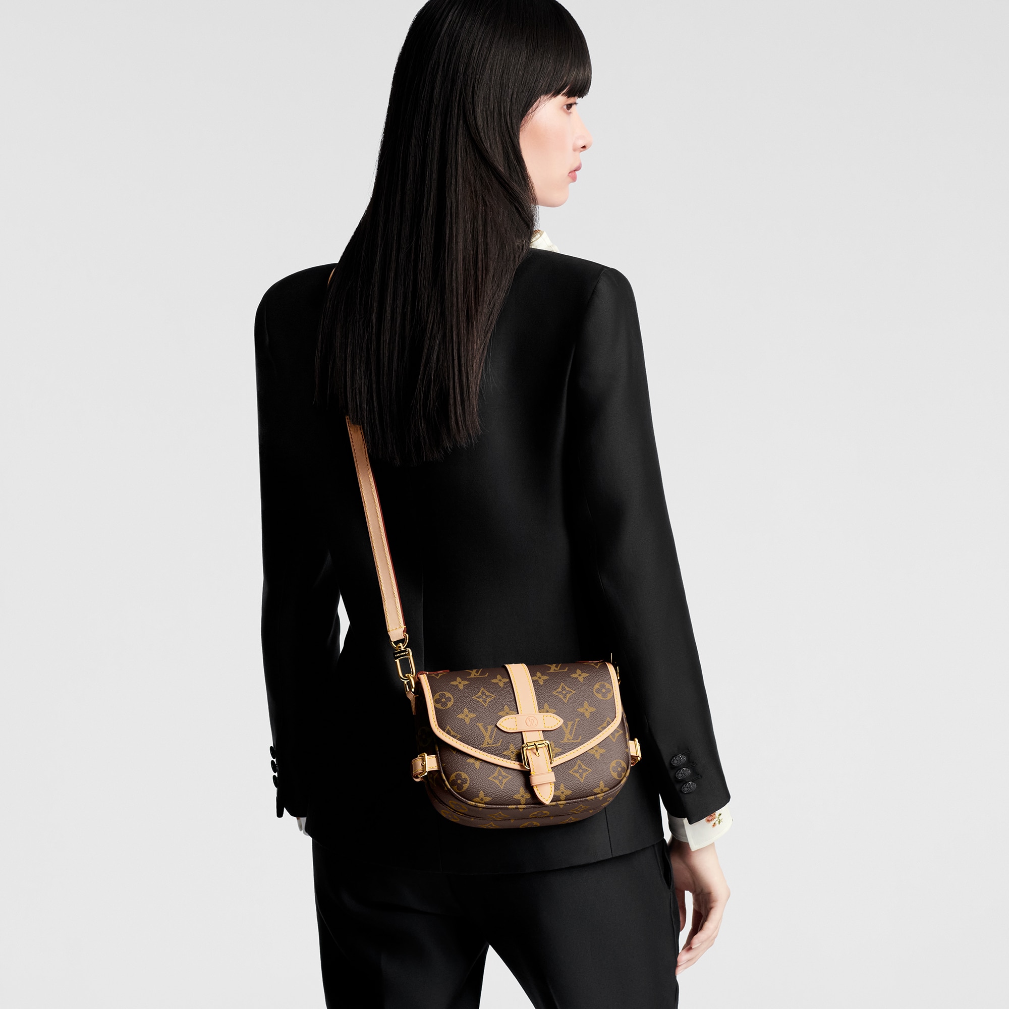 Túi Saumur BB Monogram in Đồ Nữ