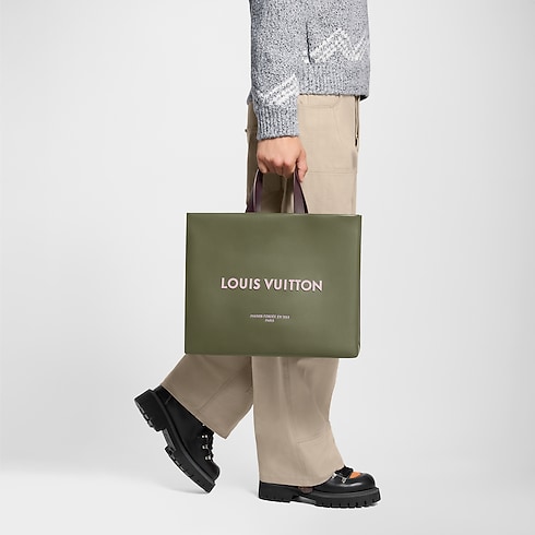Túi Shopper Tote MM Các loại da khác in Túi và Phụ kiện bằng da's Túi xách nam Mới nhất collections by Louis Vuitton (Thu phóng sản phẩm)
