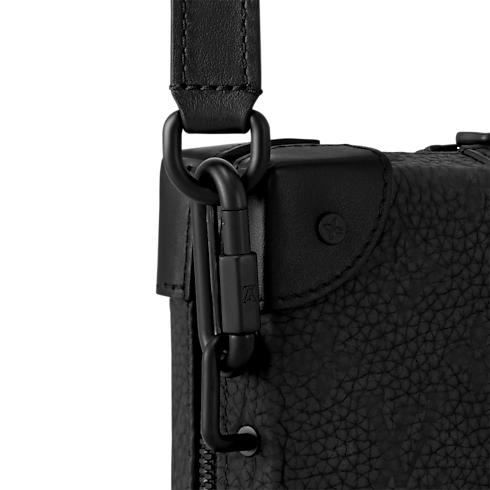 Túi Soft Trunk Monogram Taurillon Leather LG - G90 in Đồ Nam's Túi ví đa năng và Phụ kiện bằng da Tất cả Túi ví đa năng và Phụ kiện bằng da collections by Louis Vuitton (Thu phóng sản phẩm)