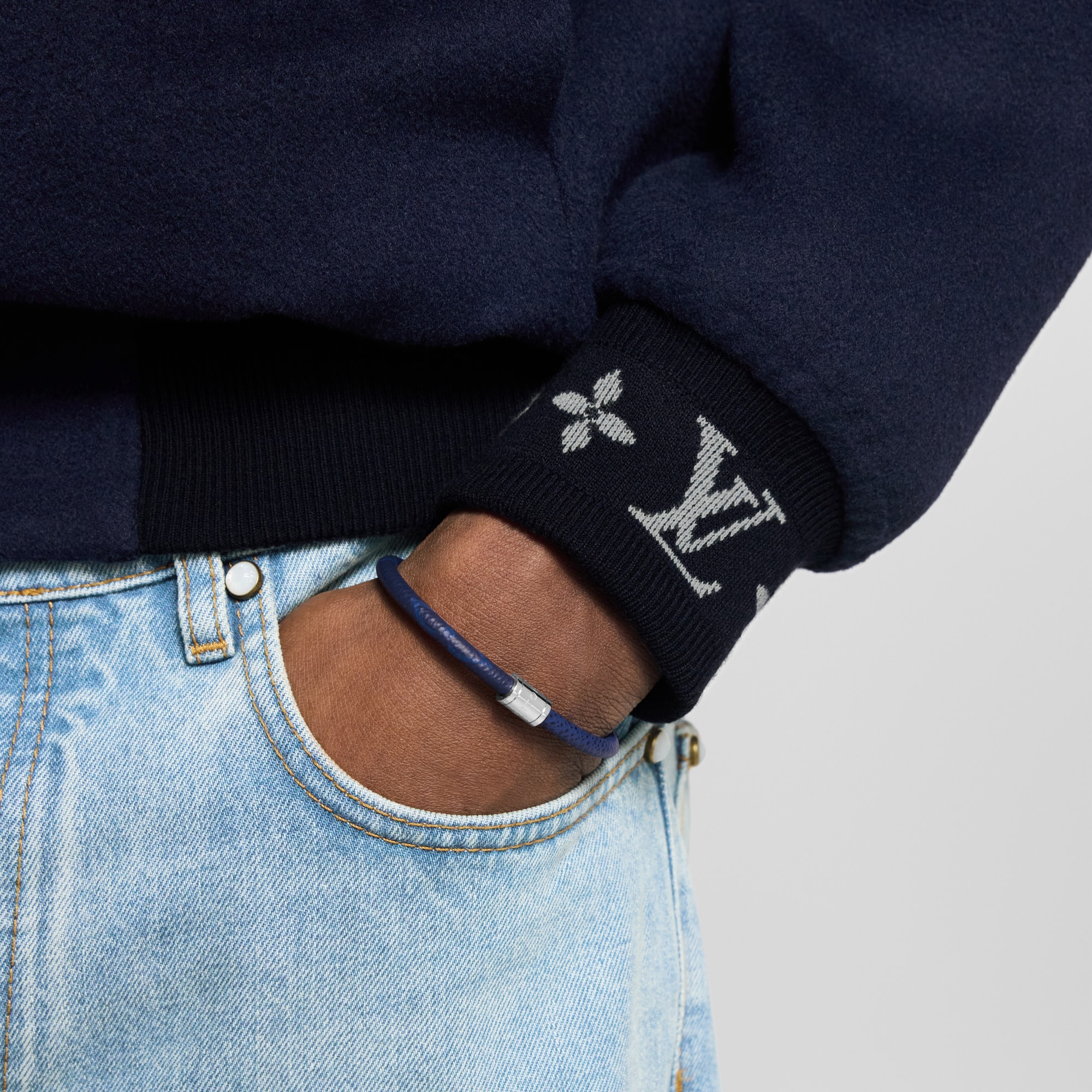 Vòng Tay Split Taigarama in Đồ Nam