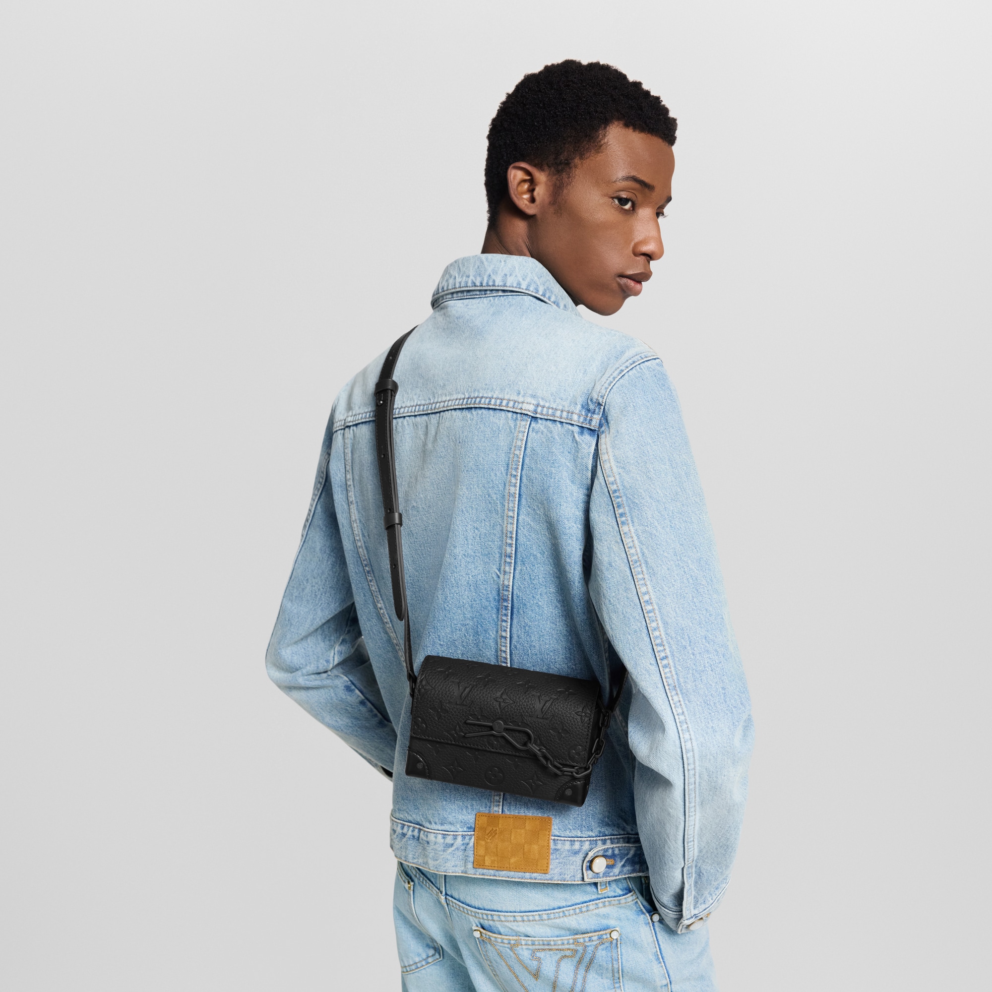 Túi Steamer Monogram Taurillon Leather LG - G90 in Đồ Nam