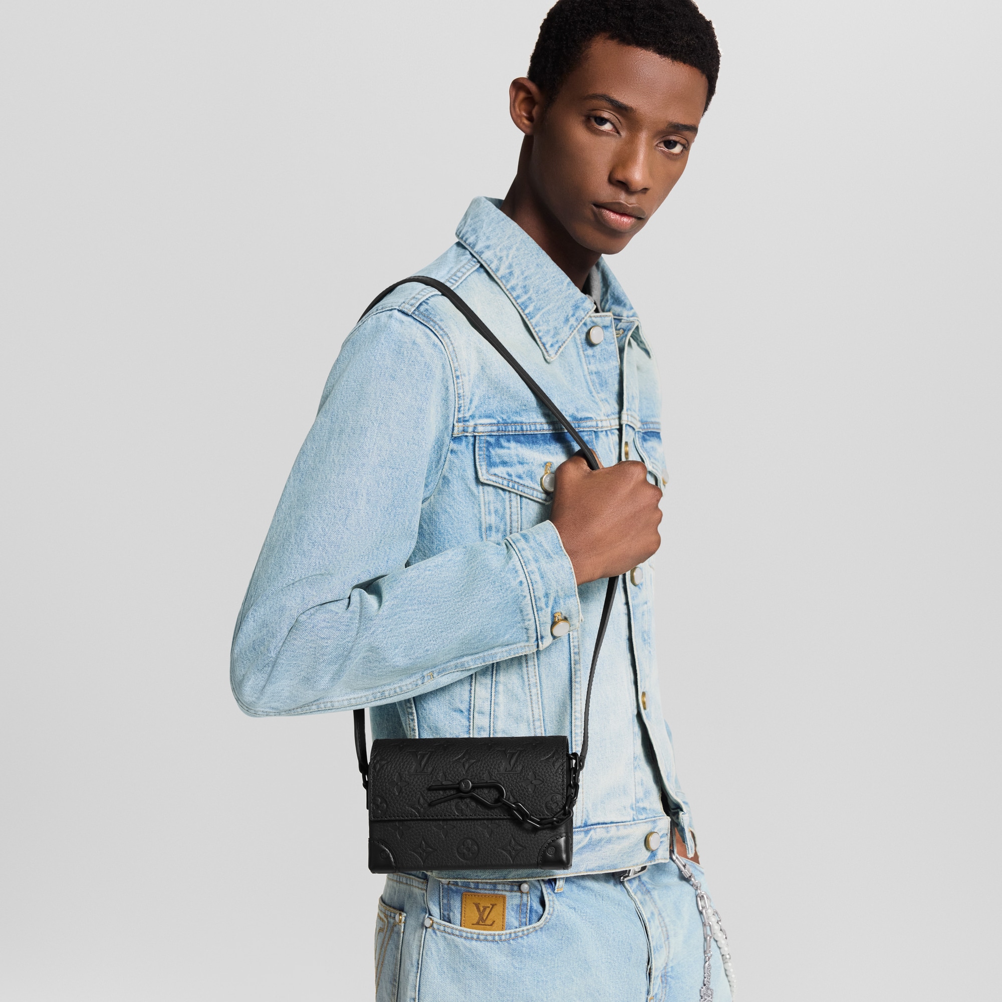 Túi Steamer Monogram Taurillon Leather LG - G90 in Đồ Nam