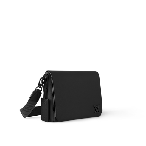 Túi Takeoff Messenger LV Aerogram in Sản phẩm mới's Holiday Men's Selection collections by Louis Vuitton (Thu phóng sản phẩm)