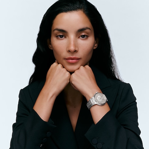 Đồng Hồ Tambour Automatic 40MM in Đồng hồ's Tất cả Đồng hồ } collections by Louis Vuitton (Thu phóng sản phẩm)