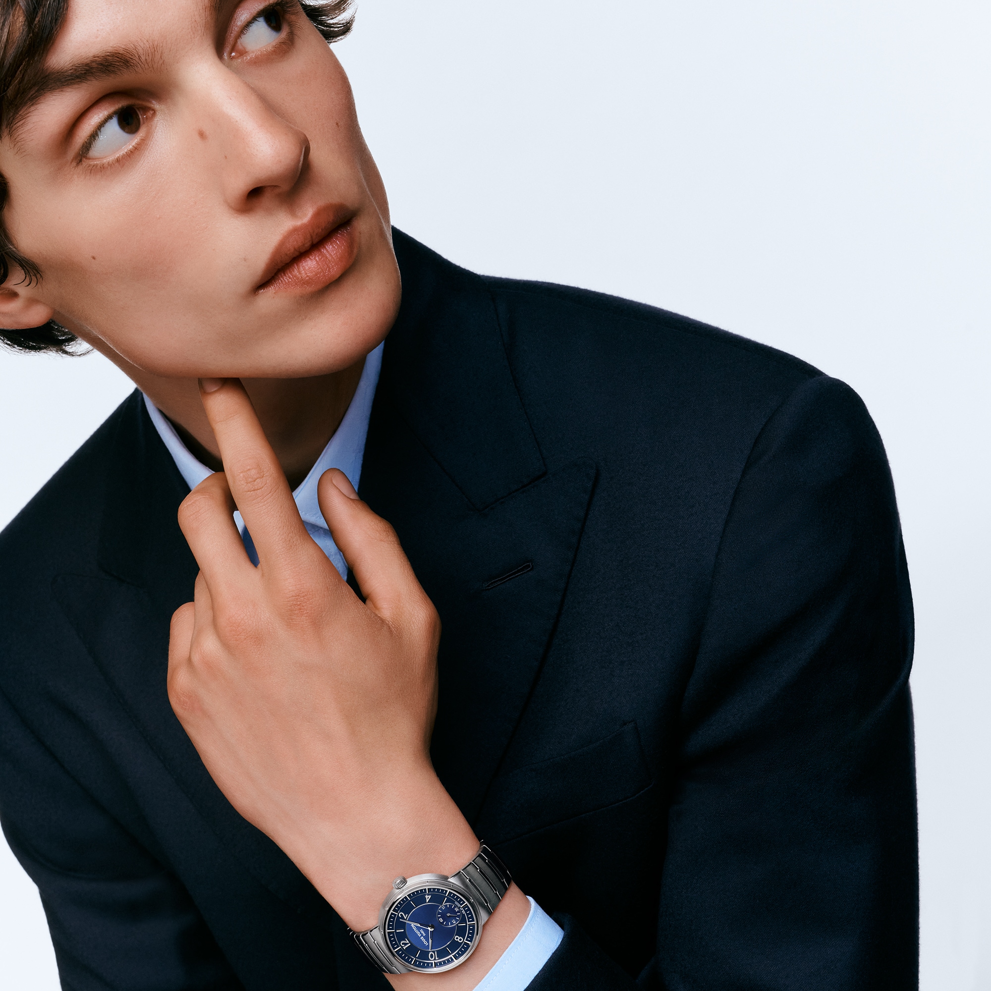 Đồng Hồ Tambour Automatic 40MM  in Đồng hồ