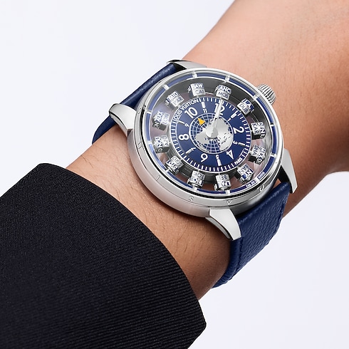Đồng Hồ Tambour Spin Time Air Antipode Automatic 42,5MM in Đồng hồ's Tất cả Đồng hồ } collections by Louis Vuitton (Thu phóng sản phẩm)