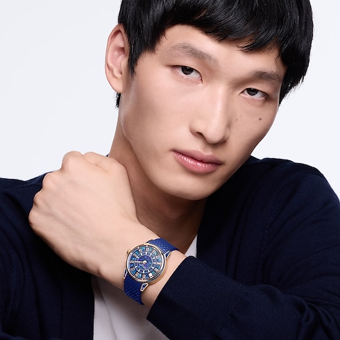 Đồng Hồ Tambour Spin Time Automatic 39,5MM in Đồng hồ's Tất cả Đồng hồ } collections by Louis Vuitton (Thu phóng sản phẩm)