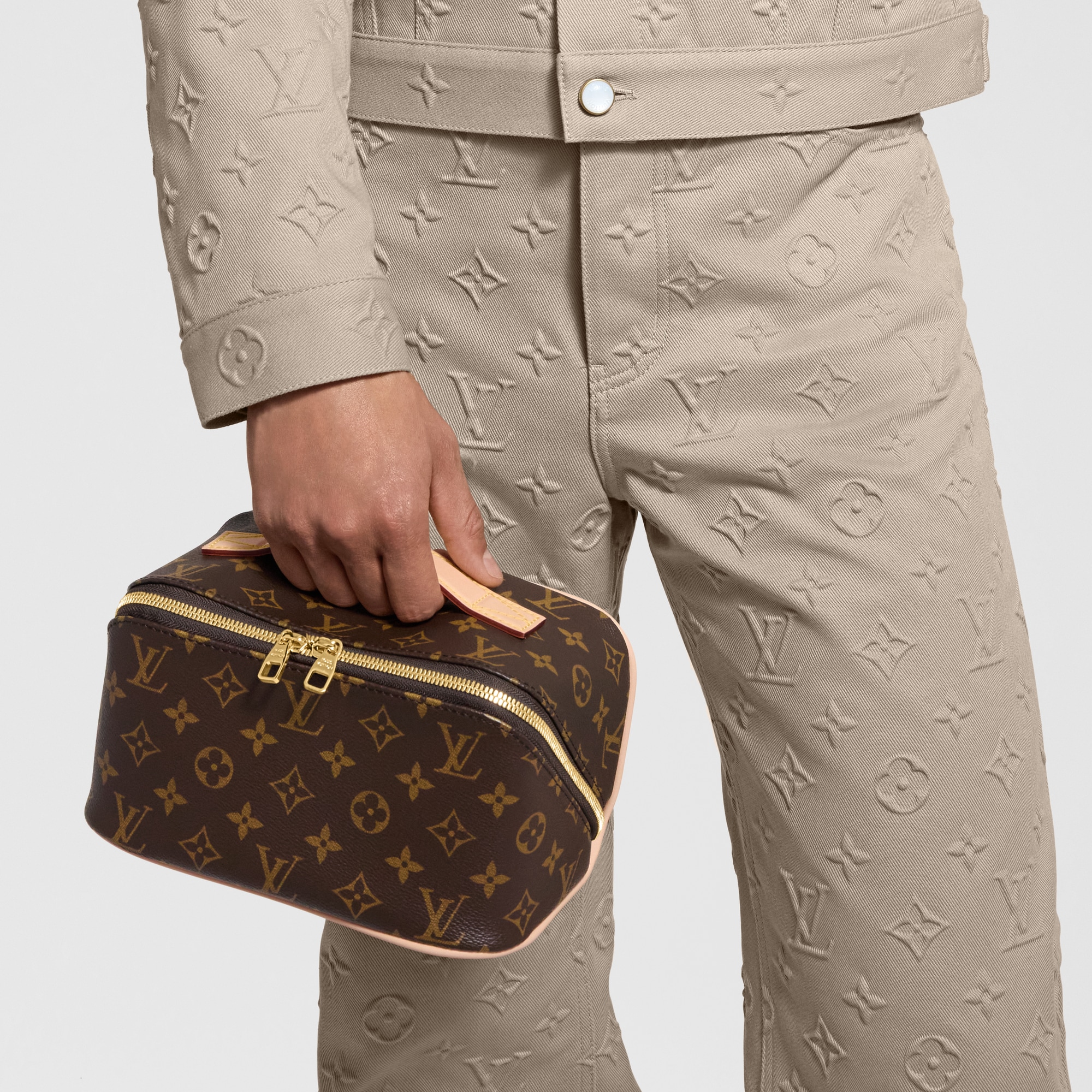 Túi Toiletry Monogram in Đồ Nam