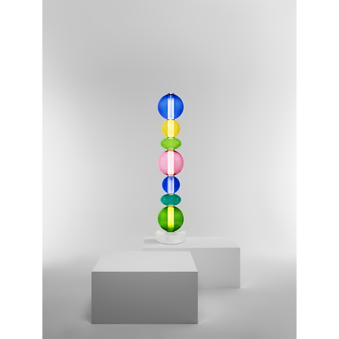 Đèn Totem Lumineux in Rương, Phụ kiện du lịch và Trang trí nội thất's Trang trí nội thất và Nghệ thuật không gian phòng ăn Đồ trang trí collections by Louis Vuitton (Thu phóng sản phẩm)