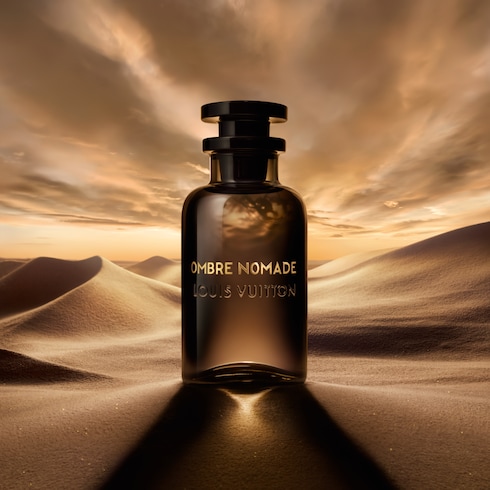Bộ Lõi Nước Hoa Du Lịch Ombre Nomade in Nước hoa và Làm đẹp's Sản phẩm biểu tượng } collections by Louis Vuitton