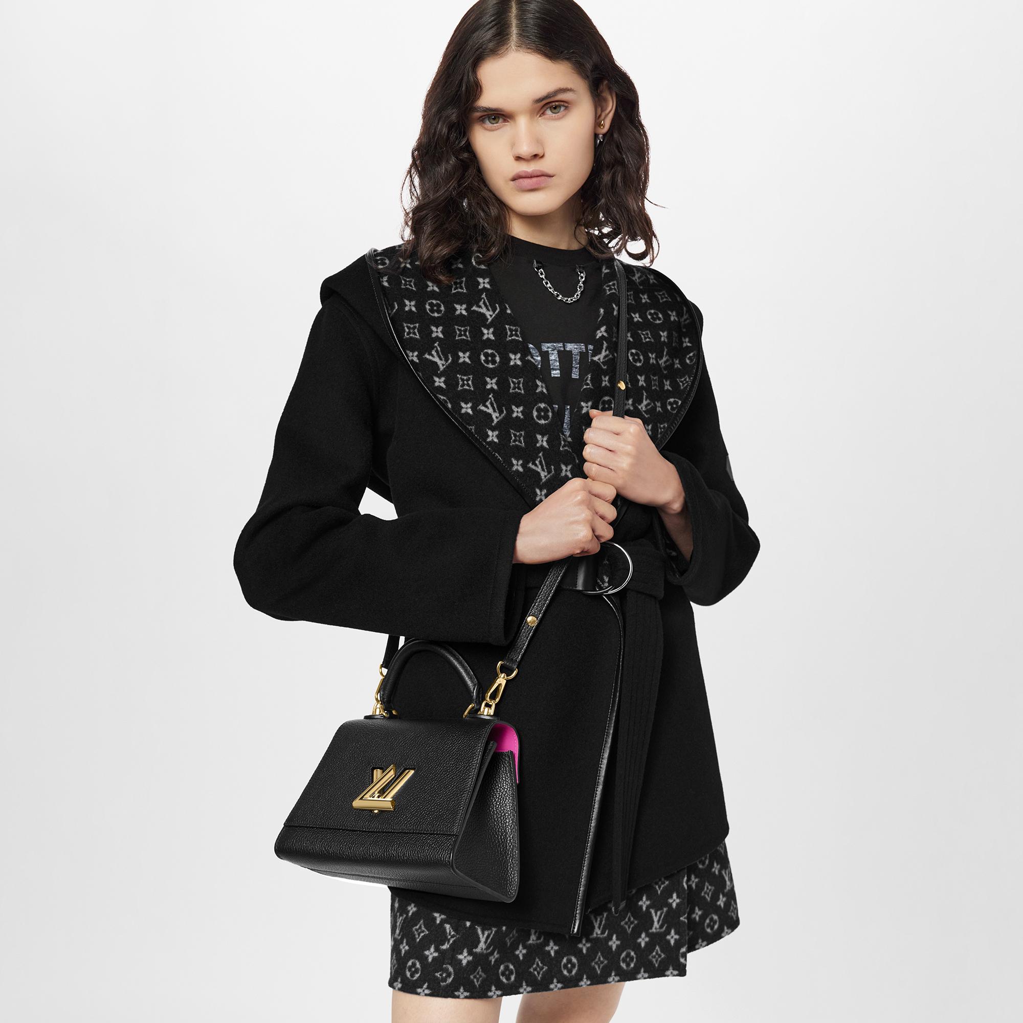 Túi Twist One Handle PM Da Taurillon in Đồ Nữ