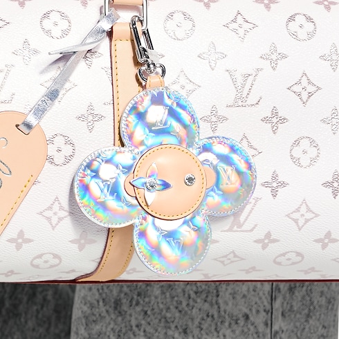 Phụ Kiện Treo Túi Monogram Miroir Vivienne Head . in Đồ Nữ's Phụ kiện Móc khóa và Phụ kiện treo túi collections by Louis Vuitton (Thu phóng sản phẩm)
