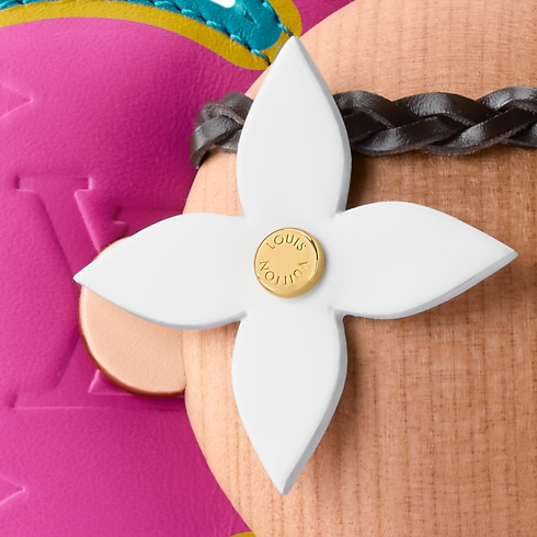 Vivienne In Bangkok . in Rương, Phụ kiện du lịch và Trang trí nội thất's Thể thao và Giải trí } collections by Louis Vuitton (Thu phóng sản phẩm)