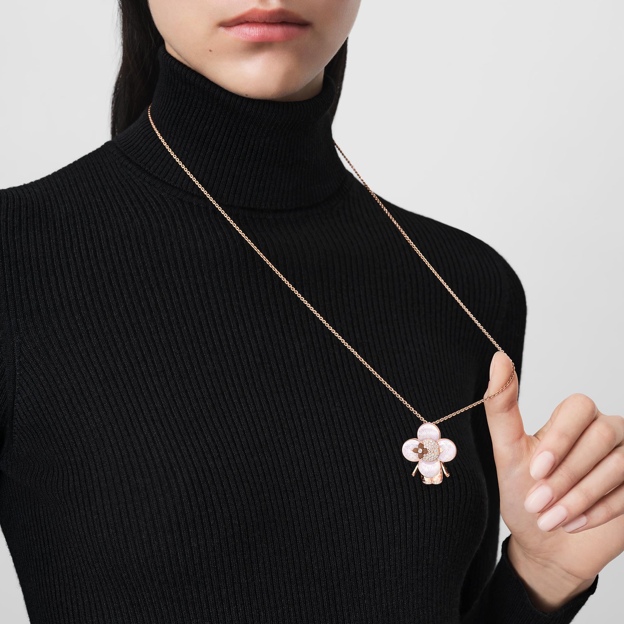 Vòng Cổ Vivienne Monogram  in Trang sức