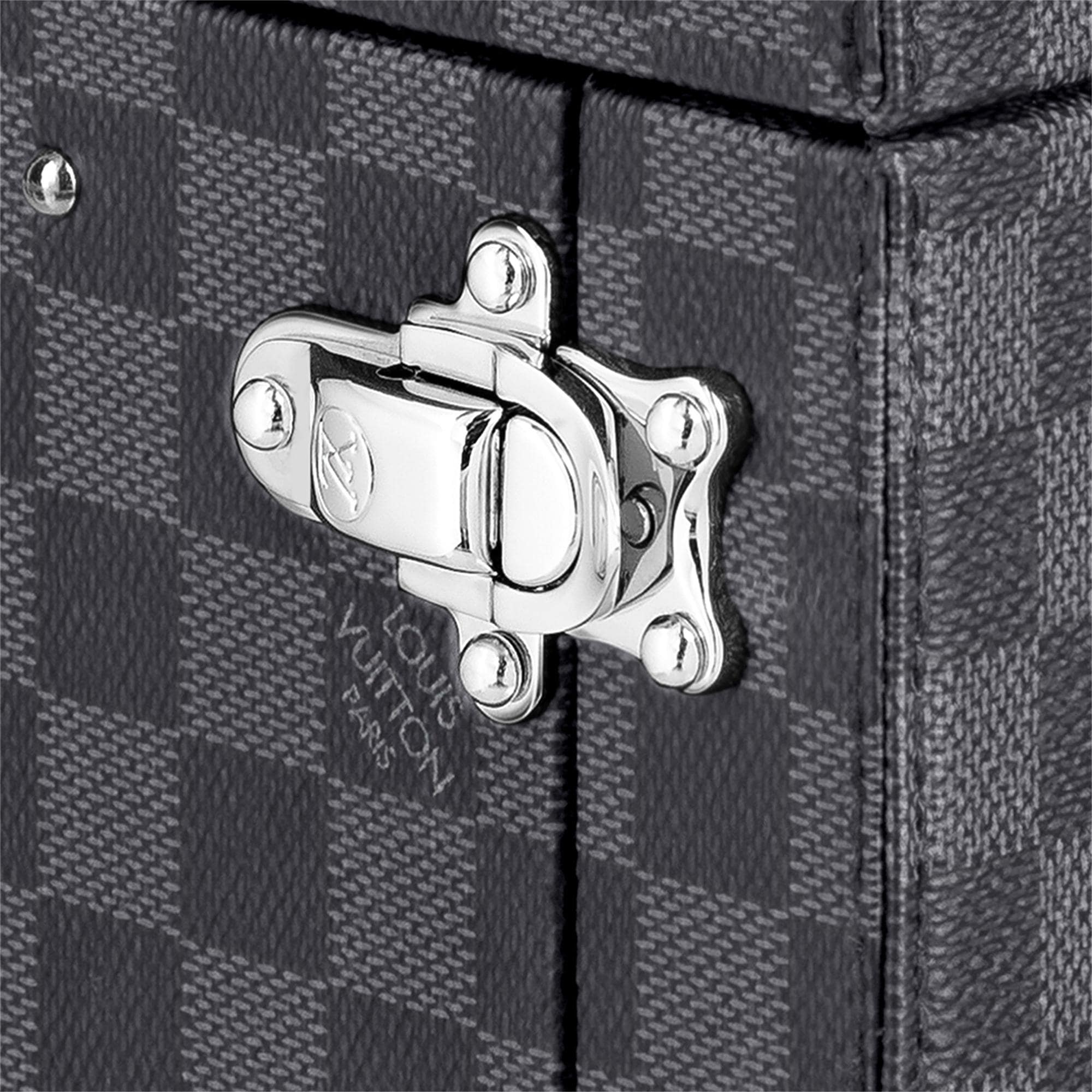 Rương đựng đồng hồ Damier Graphite Canvas in Đồ Nam